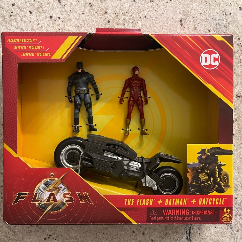 NWT DC Comics The Flash, Batman & Batcycle - 3pk